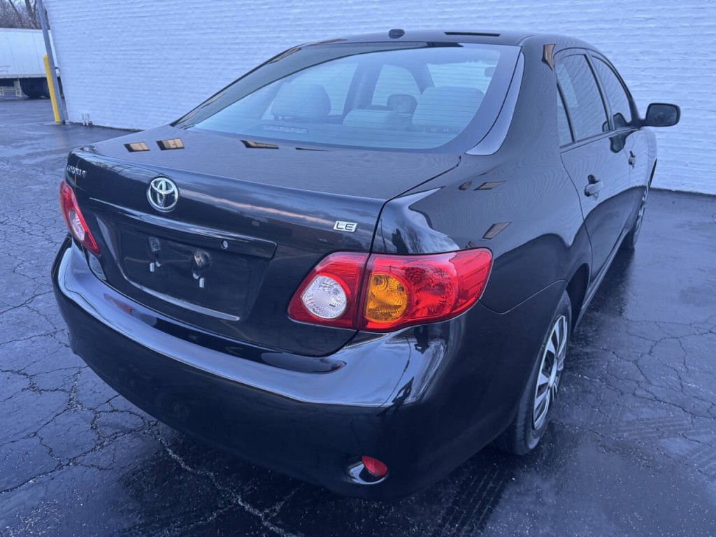 2010 Toyota Corolla Image 14