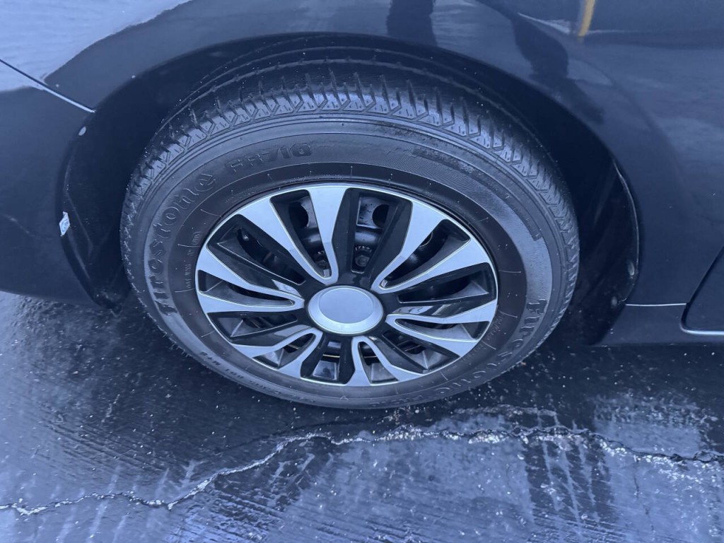 2010 Toyota Corolla Image 18