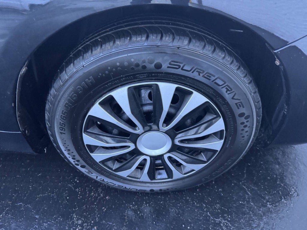 2010 Toyota Corolla Image 20