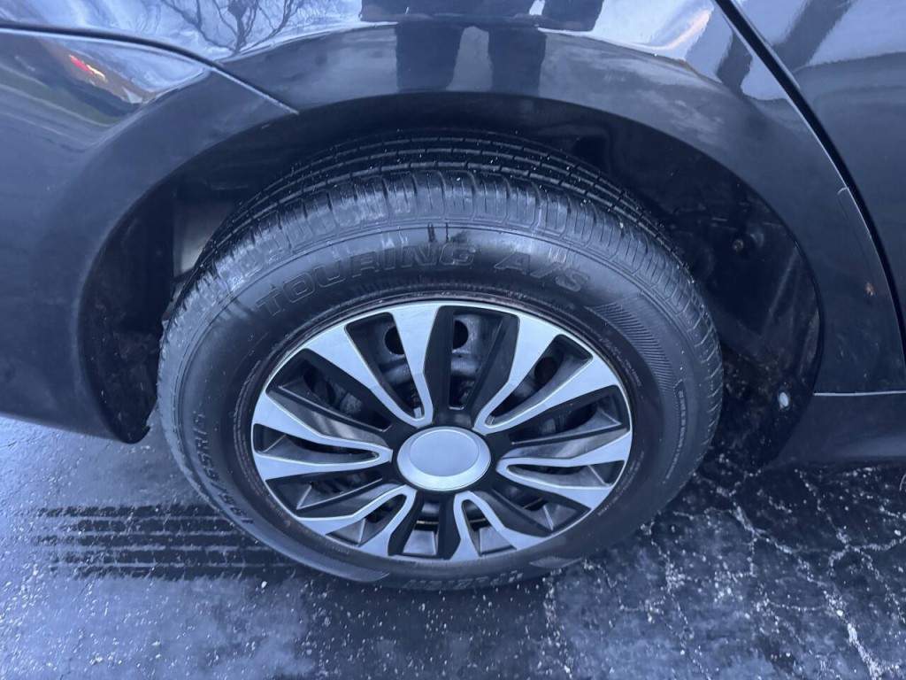 2010 Toyota Corolla Image 22