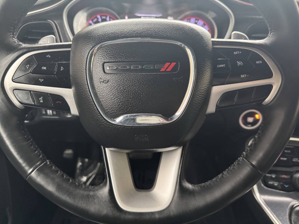 2017 Dodge Challenger Image 24