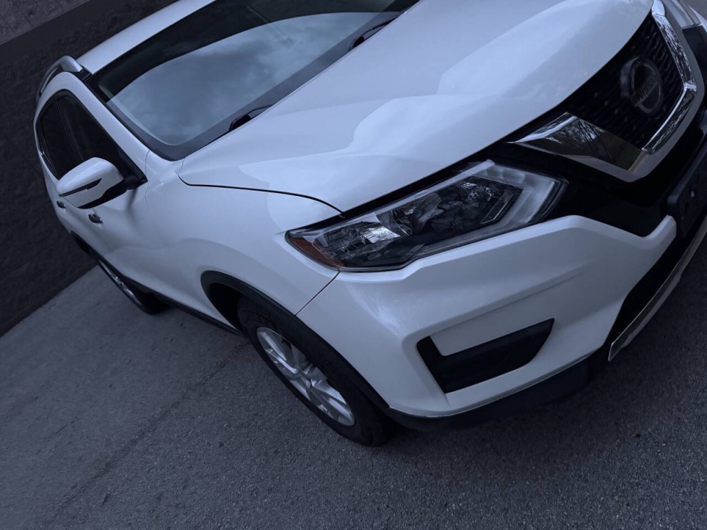 2018 Nissan Rogue Image 11