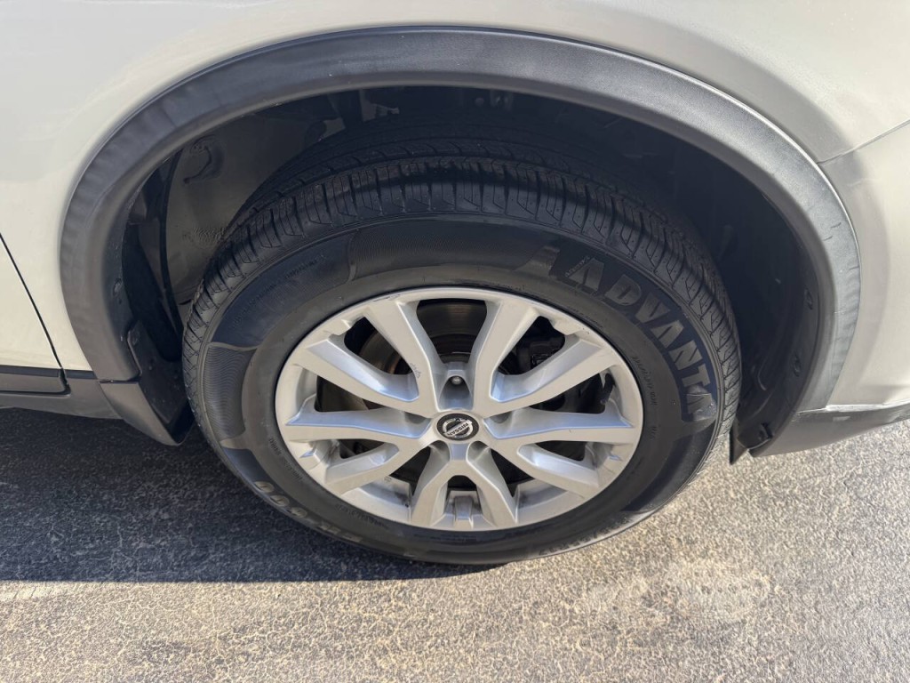 2018 Nissan Rogue Image 21