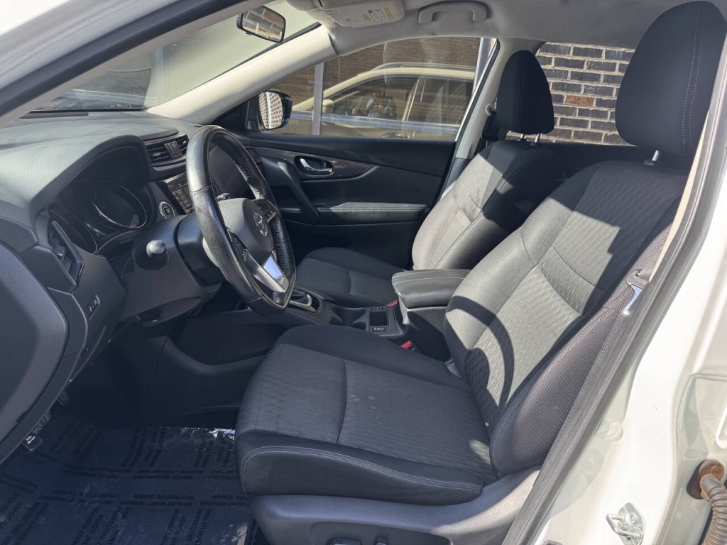 2018 Nissan Rogue Image 22