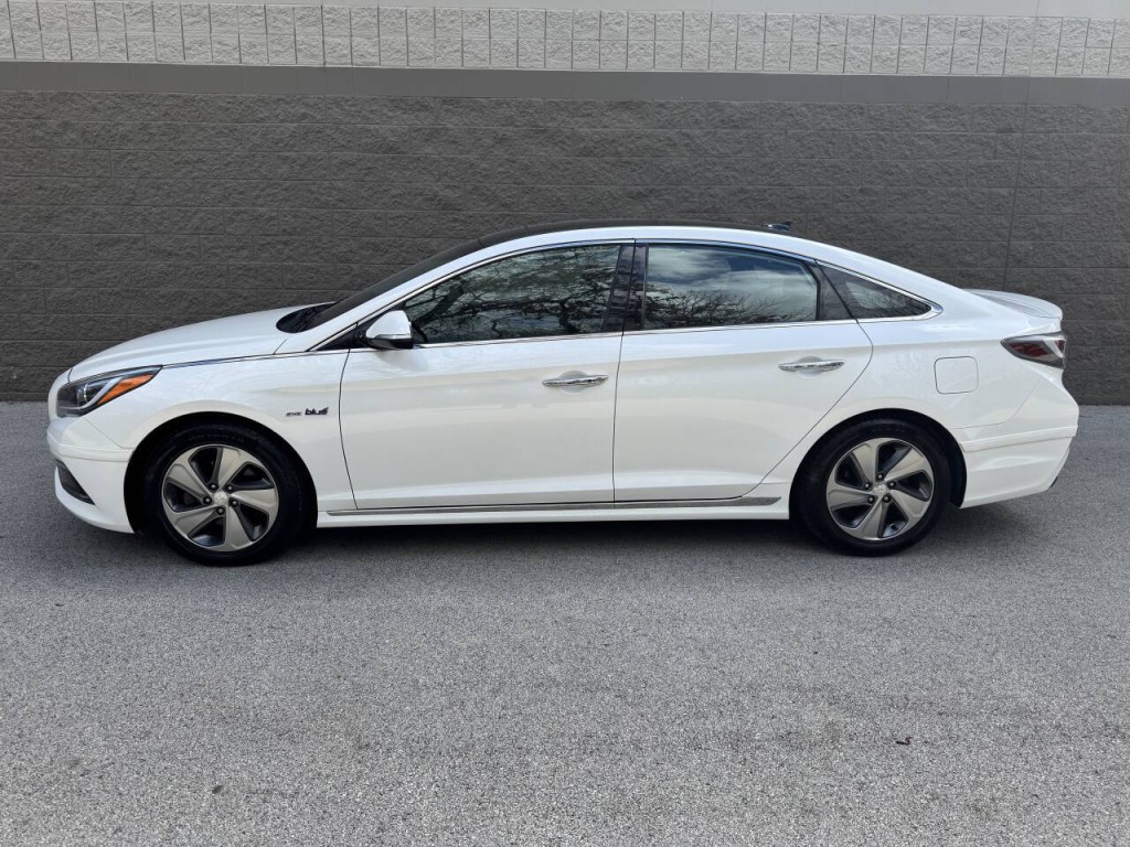 2016 Hyundai Sonata Image 5