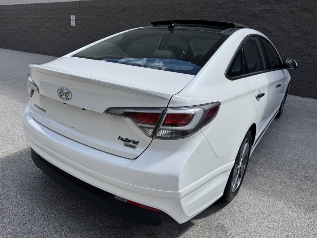 2016 Hyundai Sonata Image 12