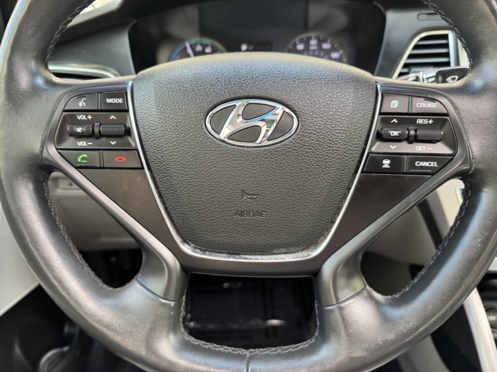 2016 Hyundai Sonata Image 30
