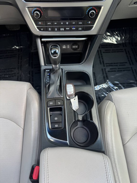 2016 Hyundai Sonata Image 32