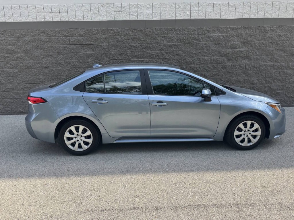 2021 Toyota Corolla Image 8