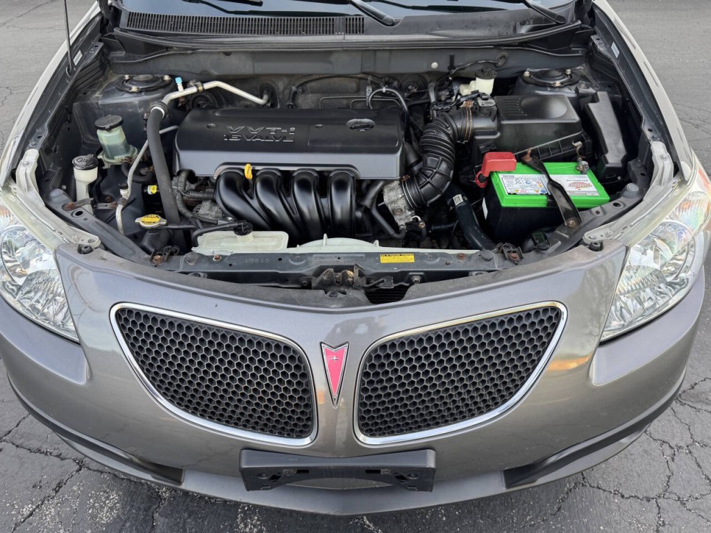 2006 Pontiac Vibe Image 5