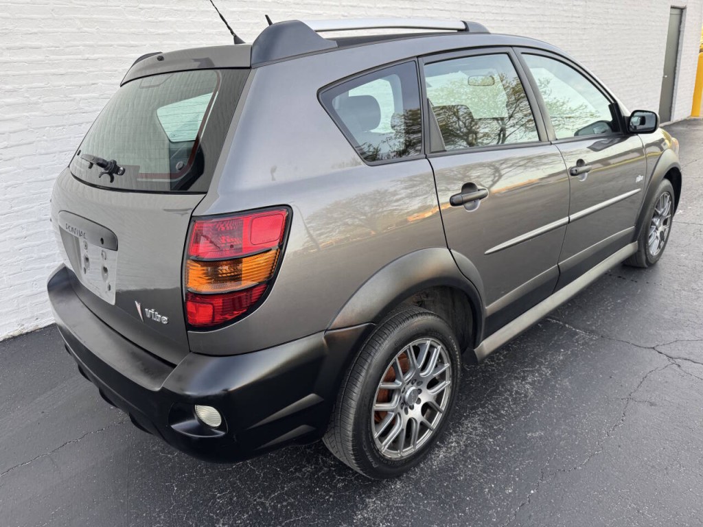 2006 Pontiac Vibe Image 11