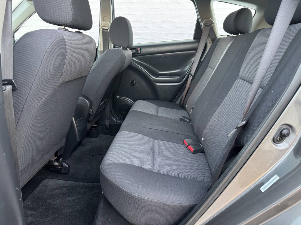 2006 Pontiac Vibe Image 20