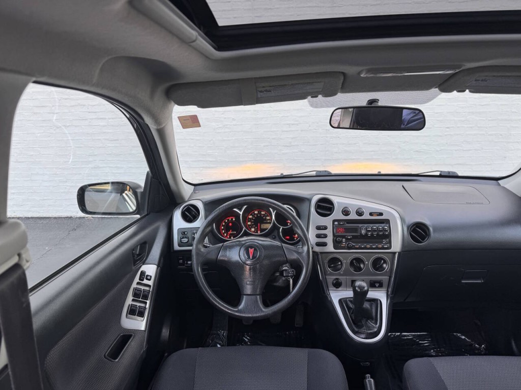 2006 Pontiac Vibe Image 25