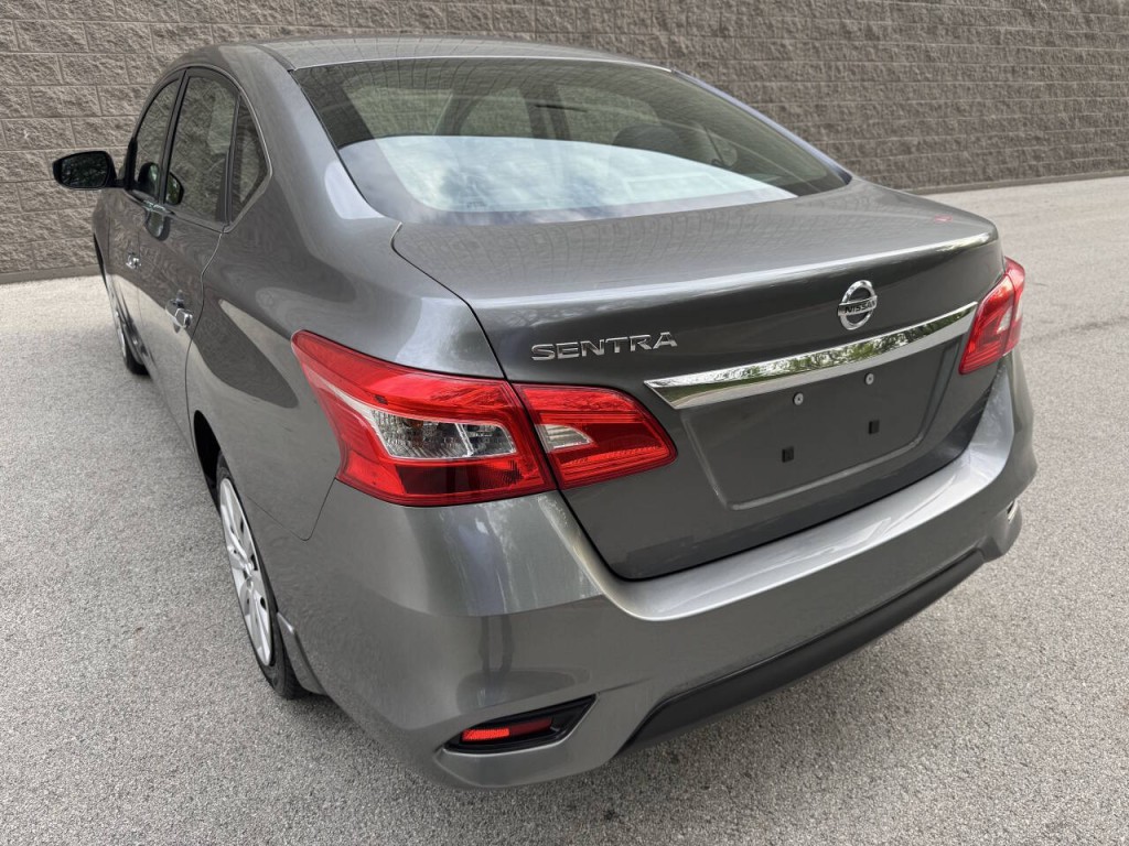2018 Nissan Sentra Image 14