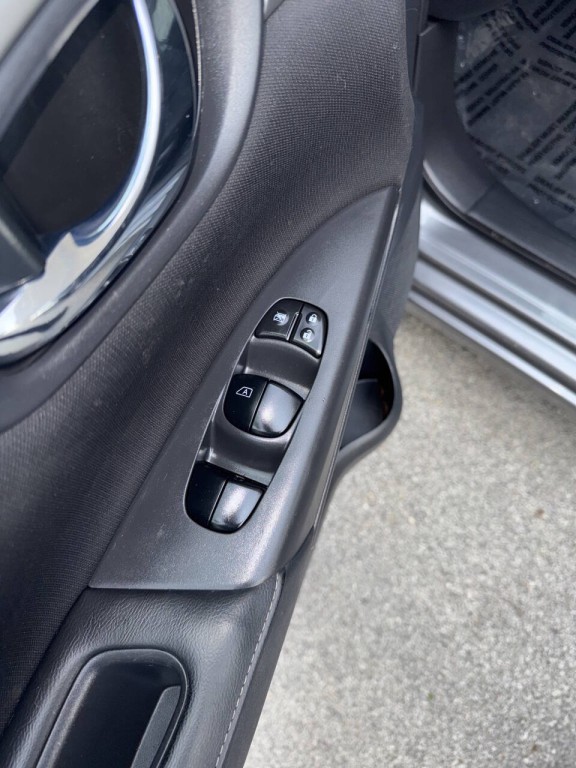 2018 Nissan Sentra Image 23