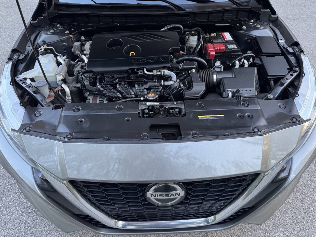 2020 Nissan Altima Image 3