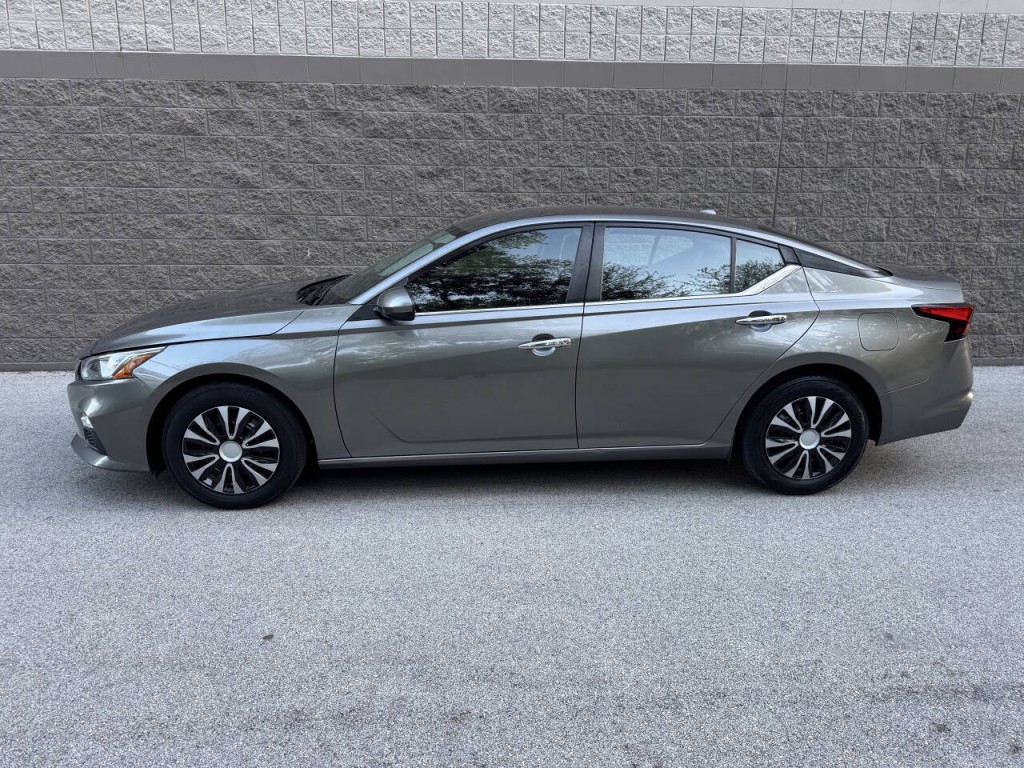 2020 Nissan Altima Image 5
