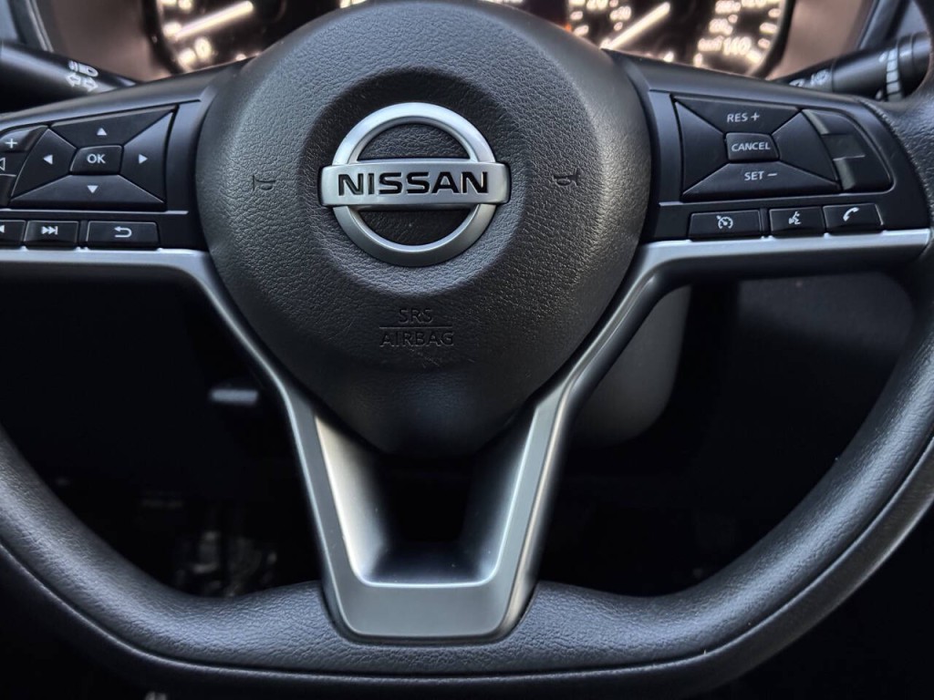 2020 Nissan Altima Image 25