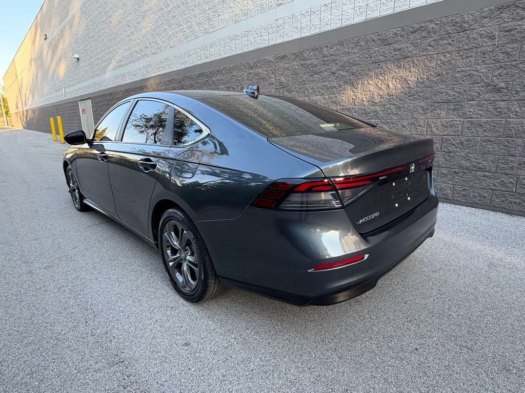 2024 Honda Accord Image 3