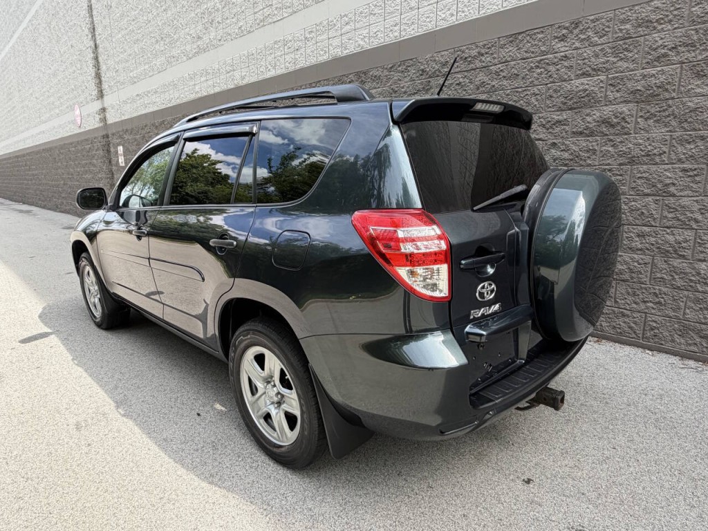 2011 Toyota Rav4 Image 3