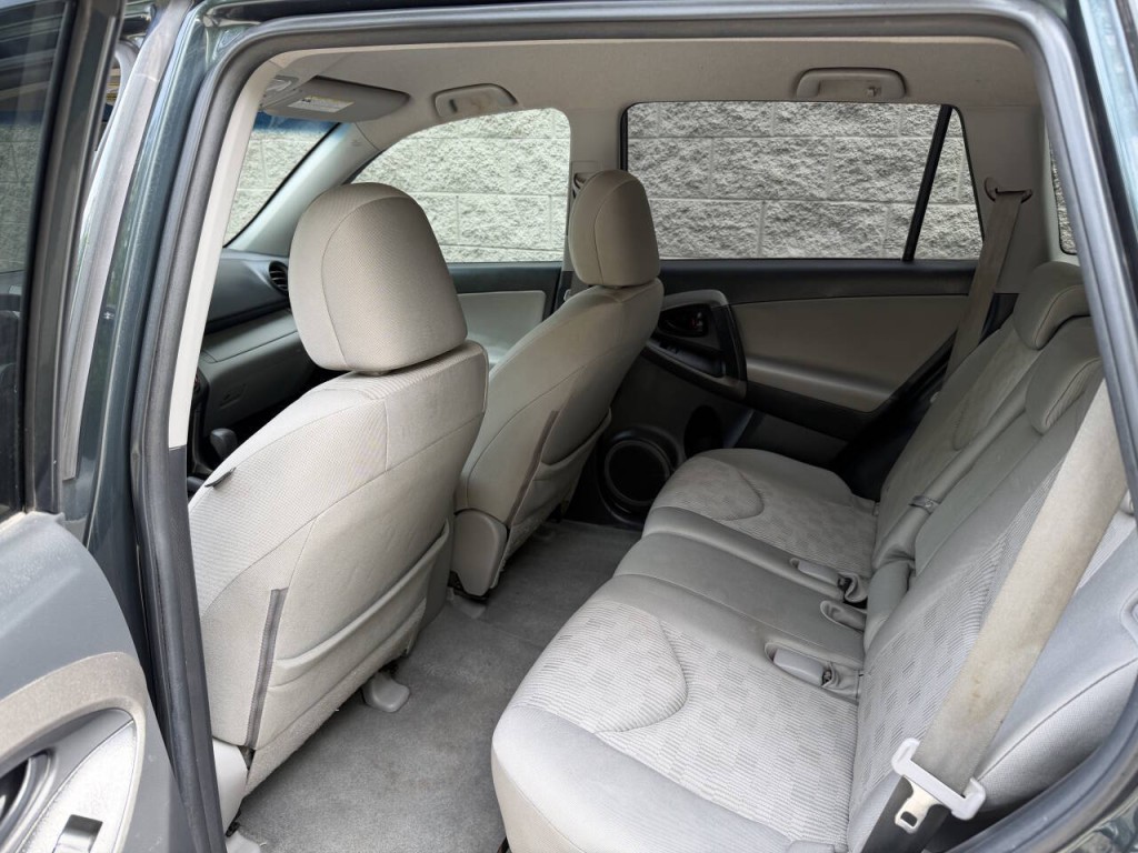 2011 Toyota Rav4 Image 7