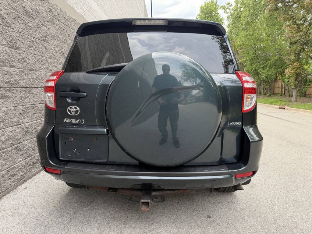 2011 Toyota Rav4 Image 16