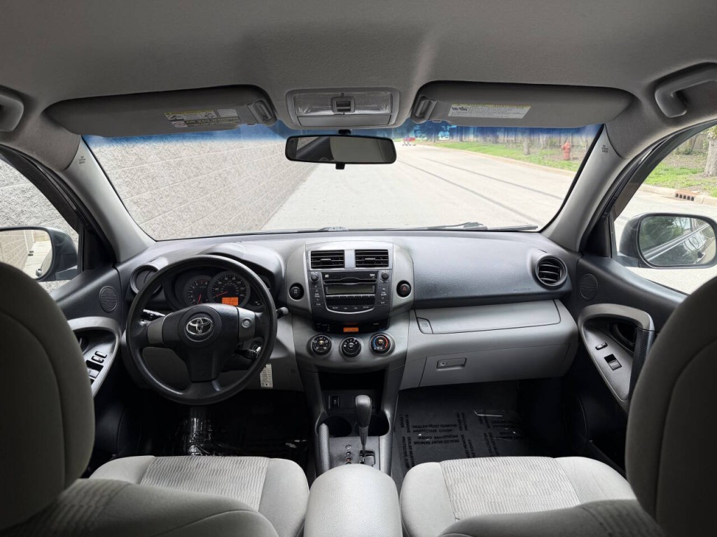 2011 Toyota Rav4 Image 21