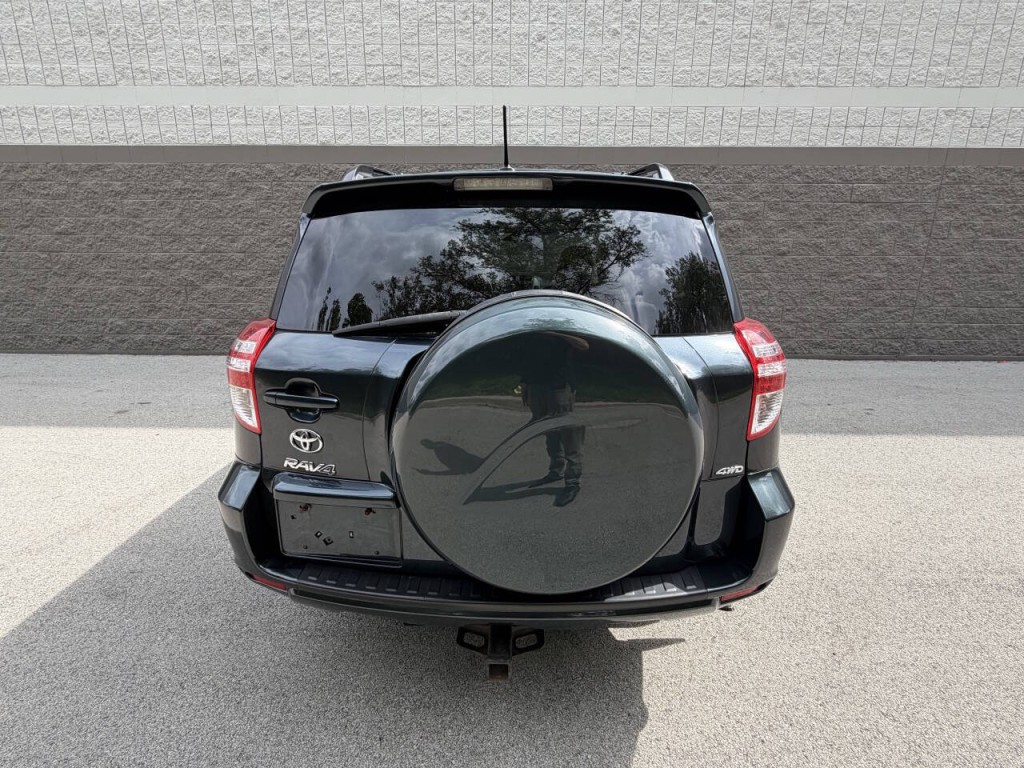 2011 Toyota Rav4 Image 22