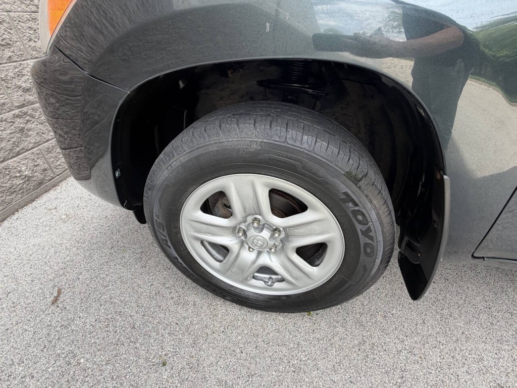 2011 Toyota Rav4 Image 25