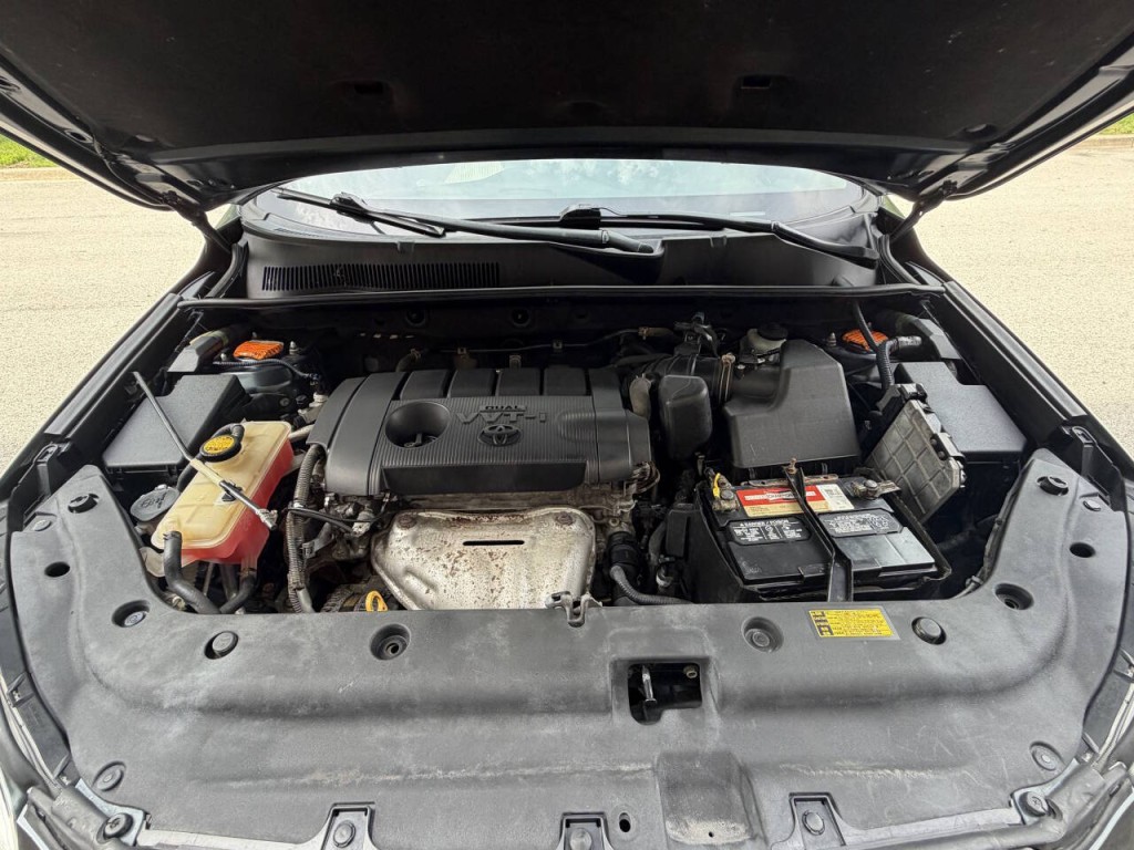 2011 Toyota Rav4 Image 28