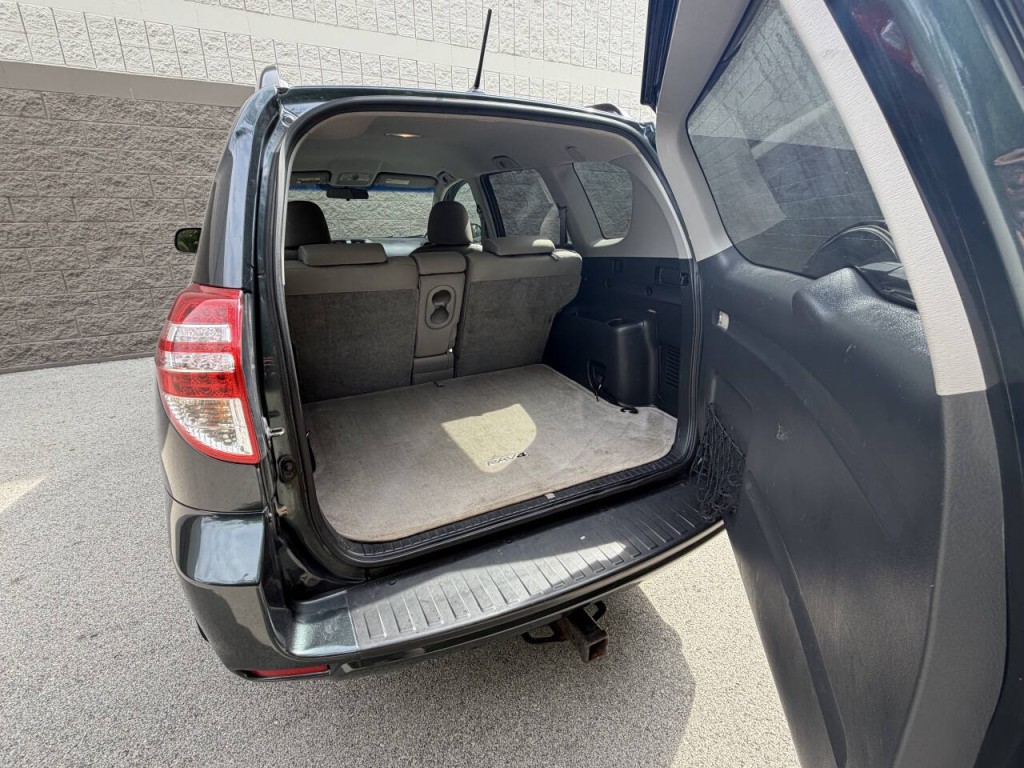 2011 Toyota Rav4 Image 29