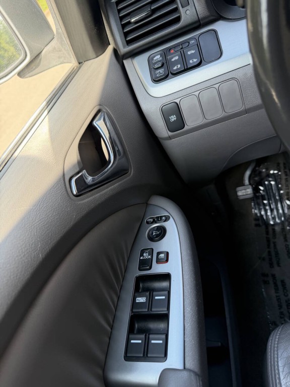 2008 Honda Odyssey Image 6