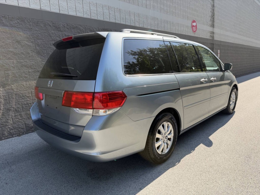 2008 Honda Odyssey Image 9