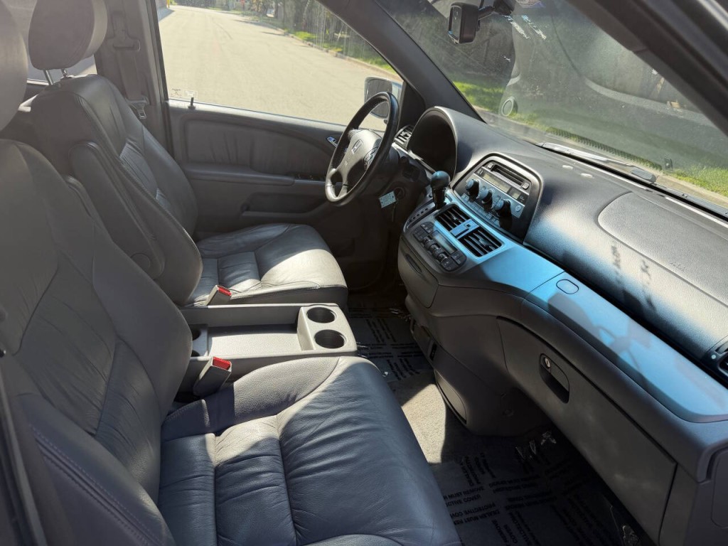 2008 Honda Odyssey Image 11