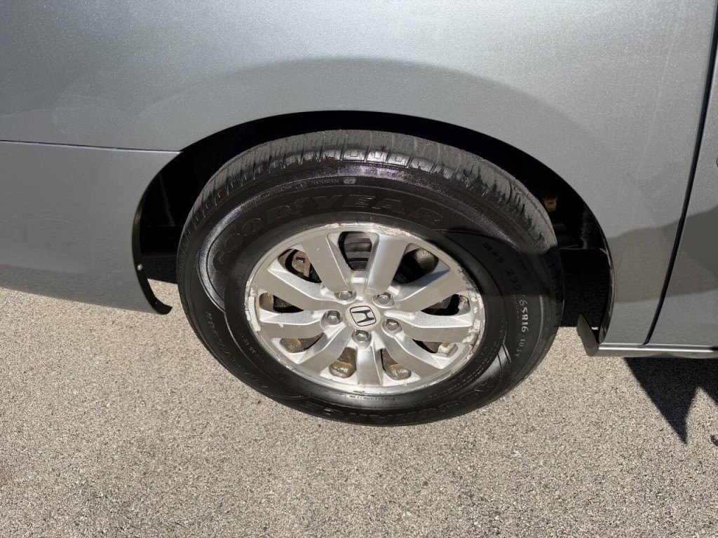 2008 Honda Odyssey Image 25