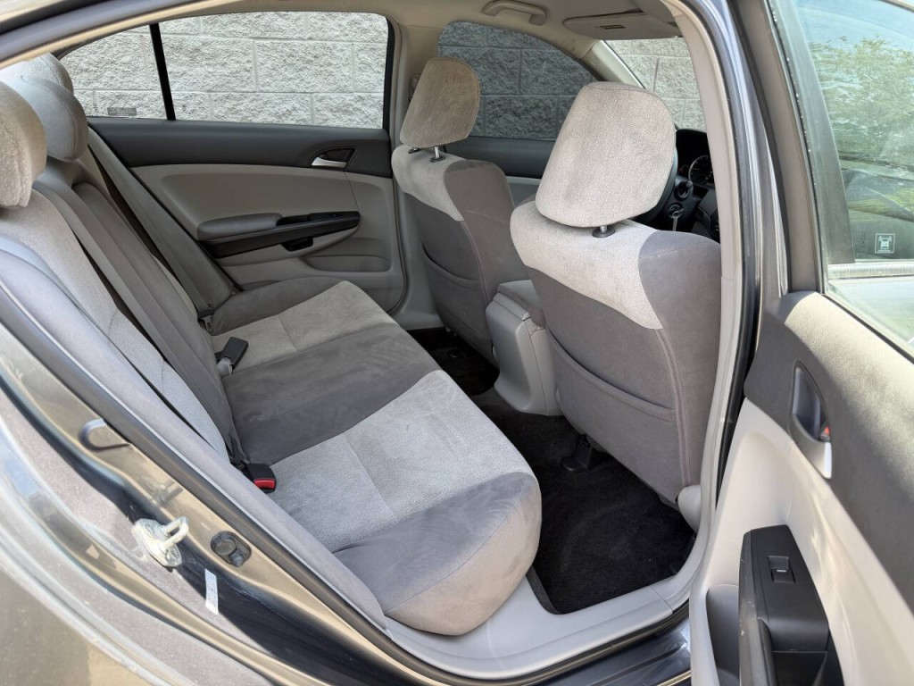 2008 Honda Accord Image 15