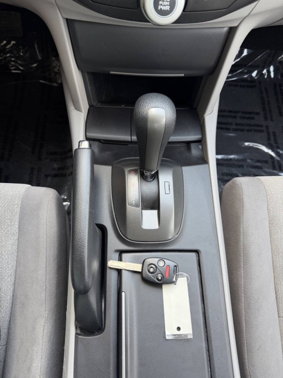 2008 Honda Accord Image 17