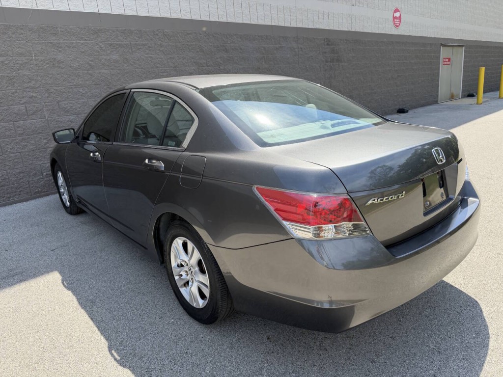 2008 Honda Accord Image 19