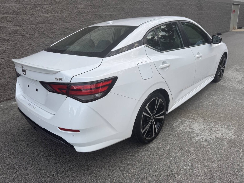 2021 Nissan Sentra Image 9