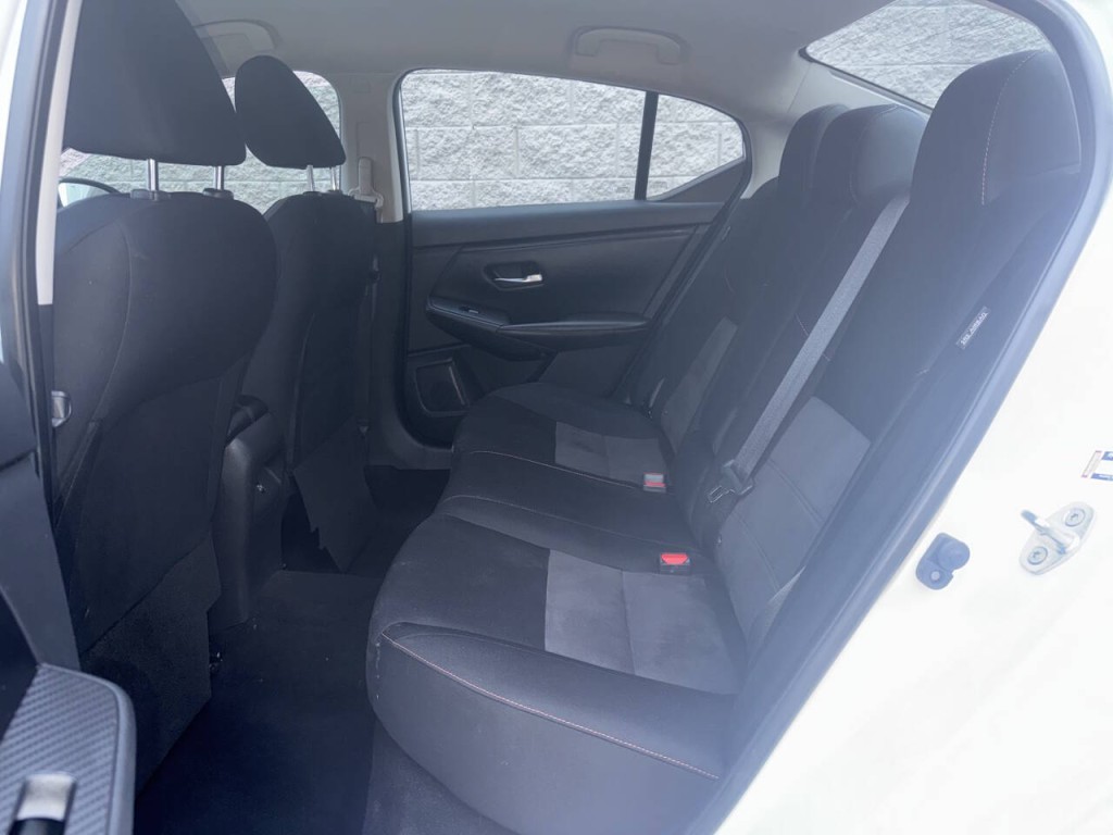 2021 Nissan Sentra Image 18