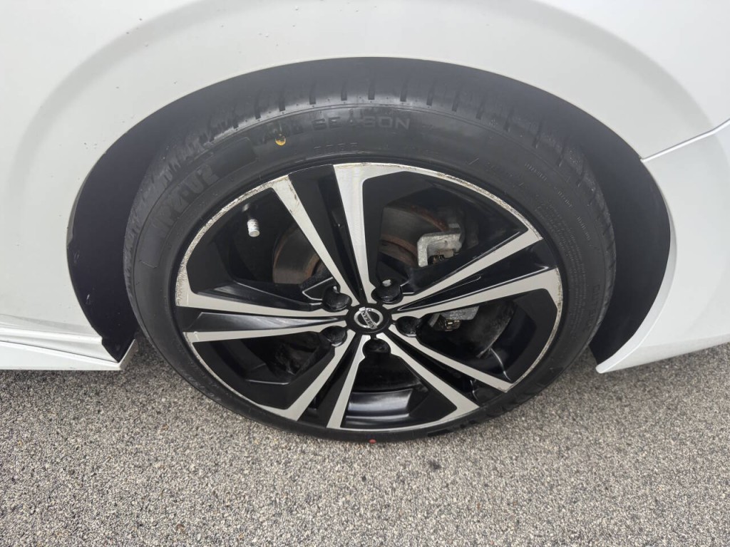 2021 Nissan Sentra Image 24