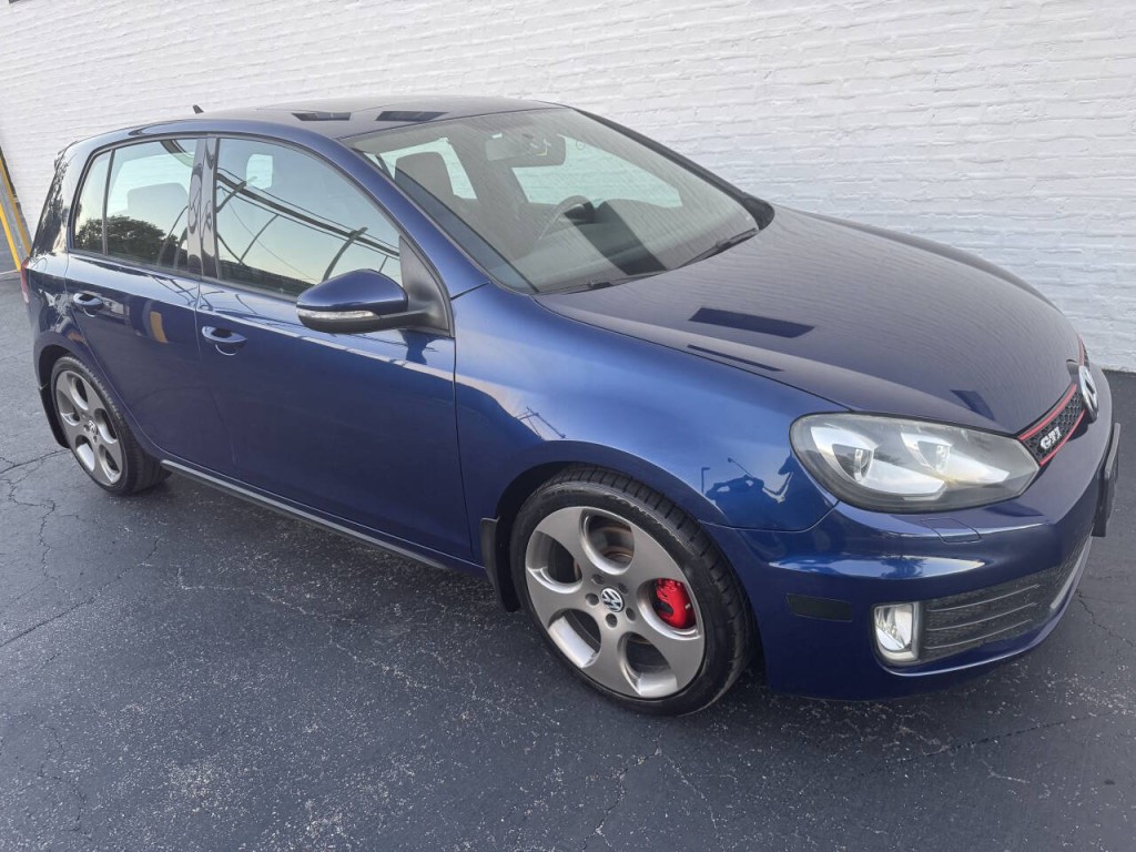 2011 Volkswagen GTI Image 9