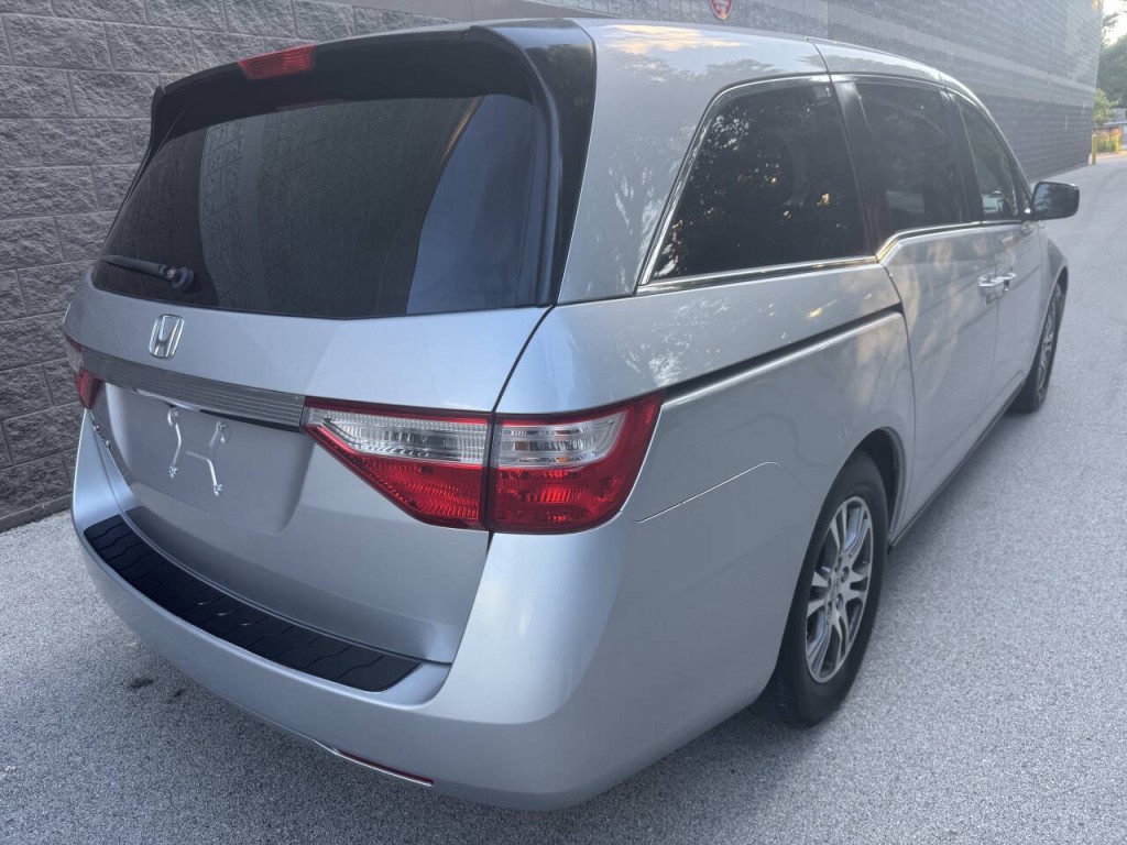 2013 Honda Odyssey Image 10