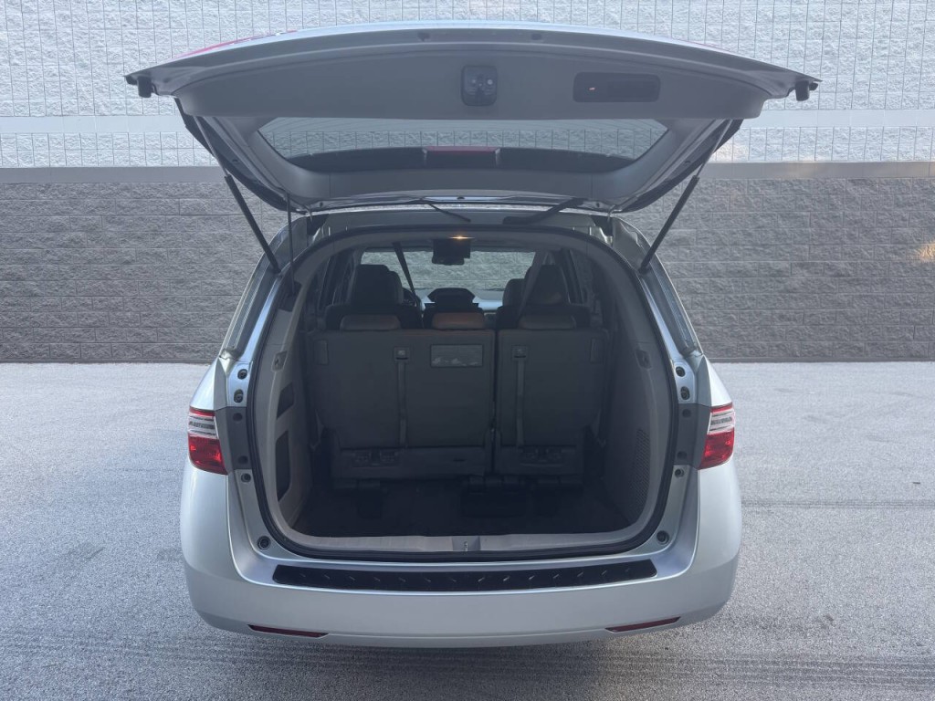 2013 Honda Odyssey Image 11