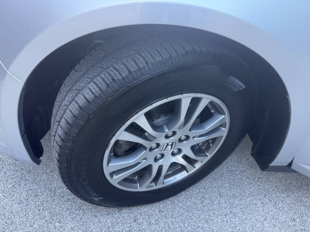 2013 Honda Odyssey Image 16