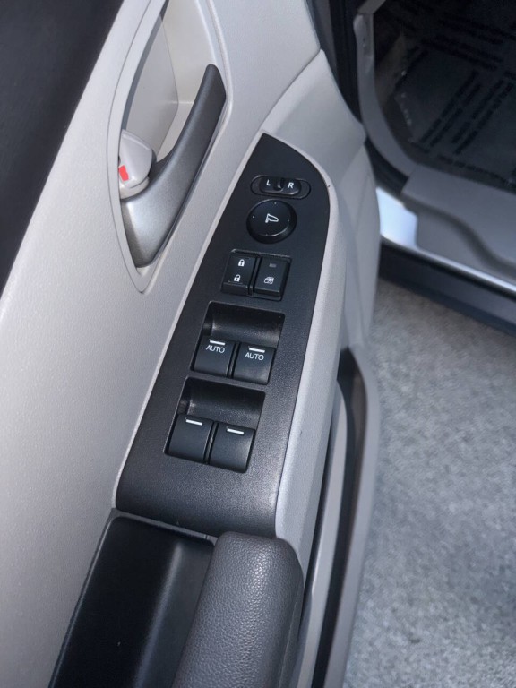 2013 Honda Odyssey Image 23