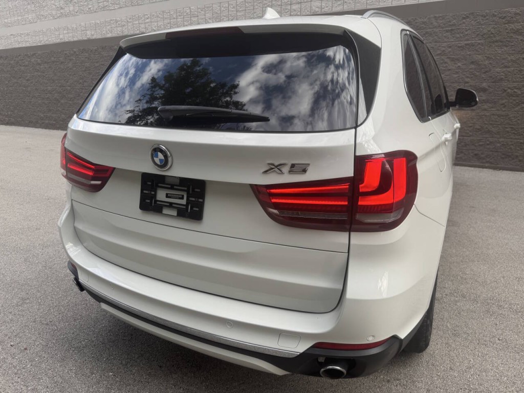 2017 BMW X5 Image 16