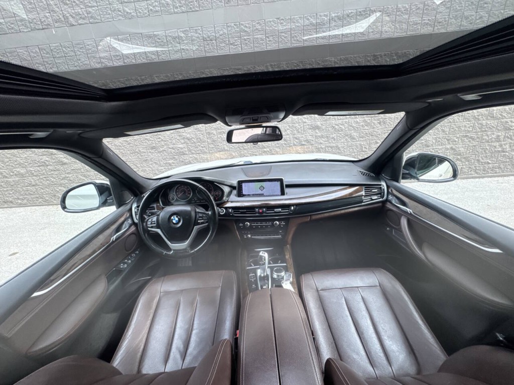 2017 BMW X5 Image 36