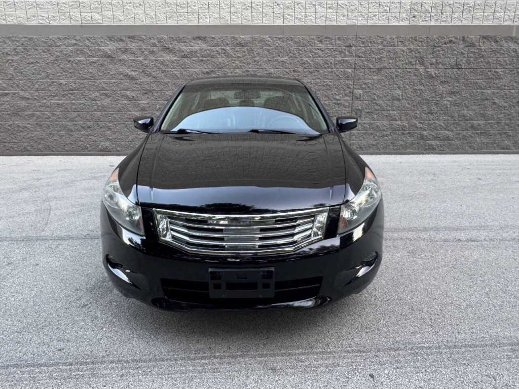 2010 Honda Accord Image 3