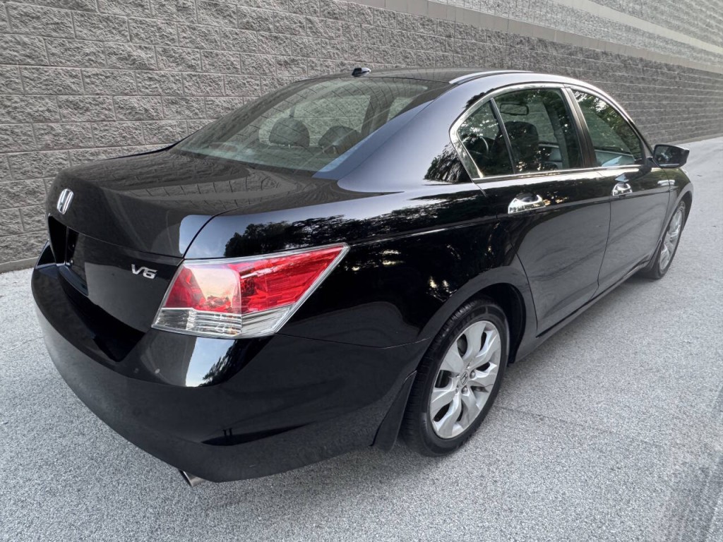 2010 Honda Accord Image 13